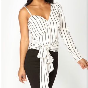Black/White Striped Top. Brand new, never worn